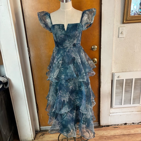 Lulus organza party dress. Size small. - Picture 7 of 9